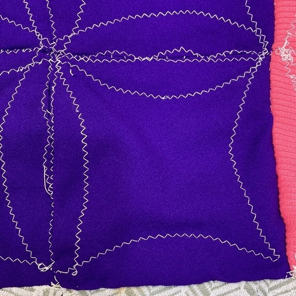 Vintage Patchwork Quilt 4 square Hande Made  Approximately 77"x 67" - Picture 7 of 13